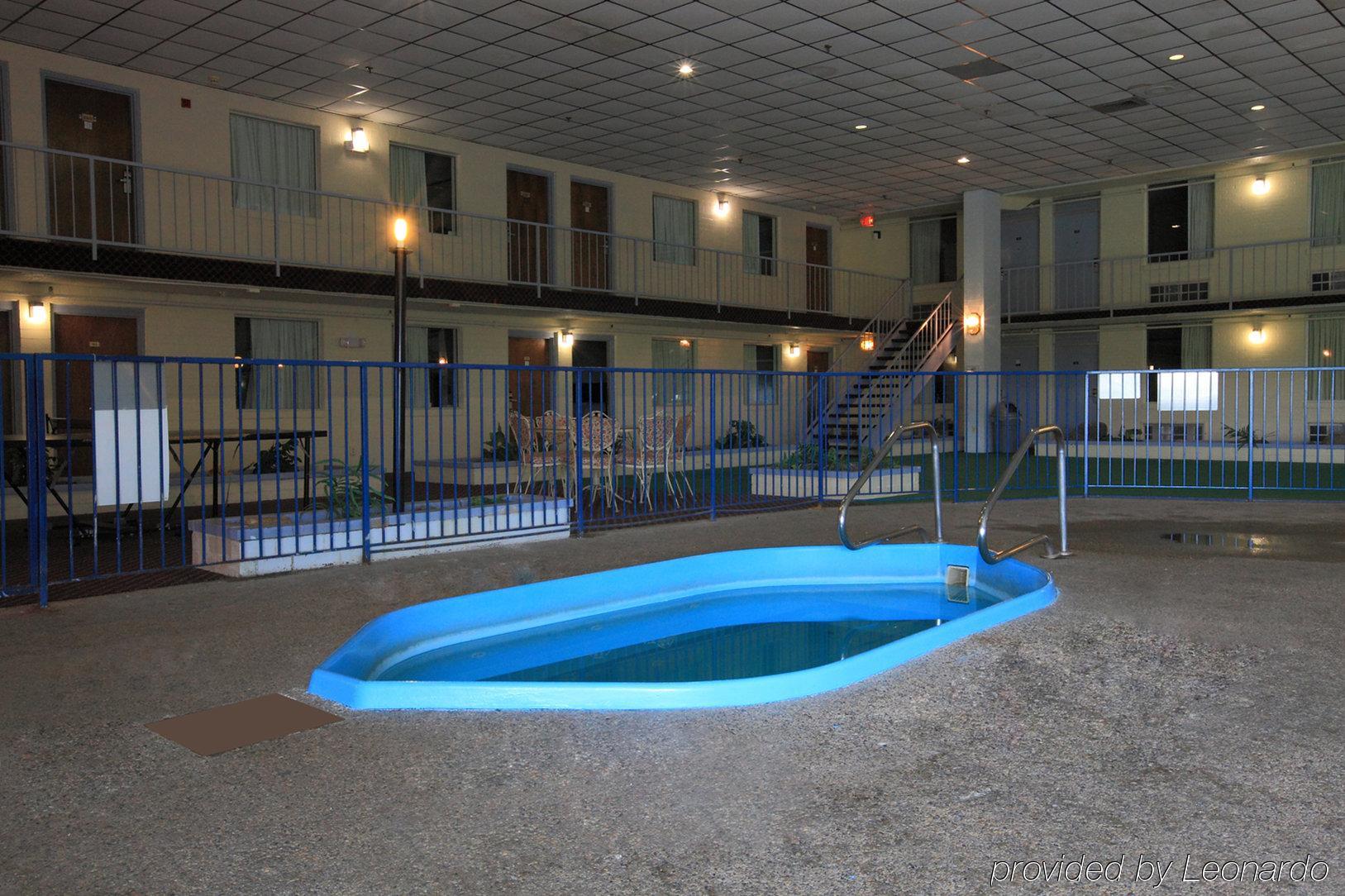 Americas Best Value Inn Нютън Съоръжения снимка